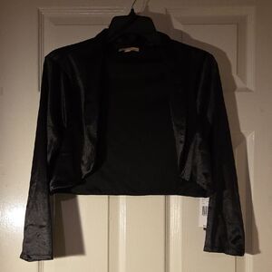 Elegant Black Women's Shrug Jacket